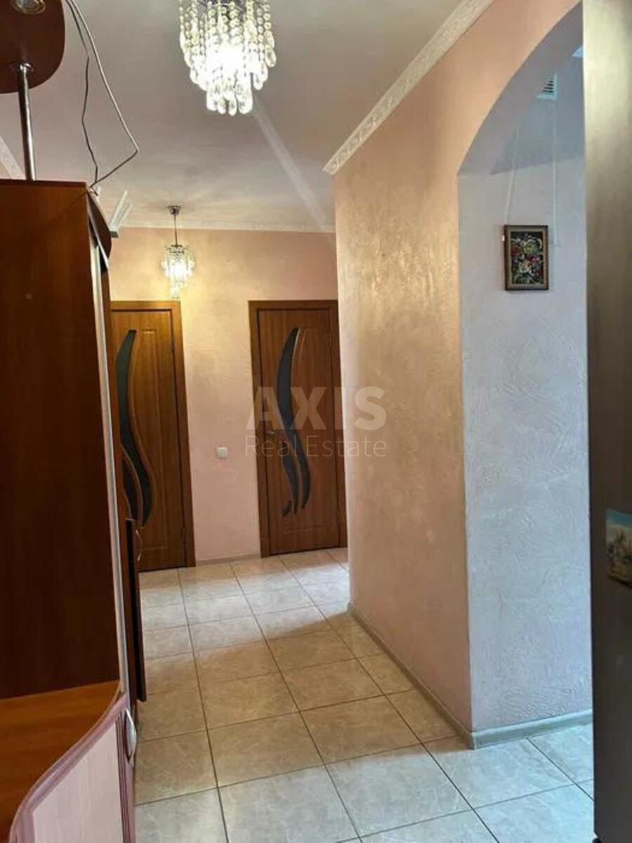 2к квартира ул. Данченко Сергея 32А568636