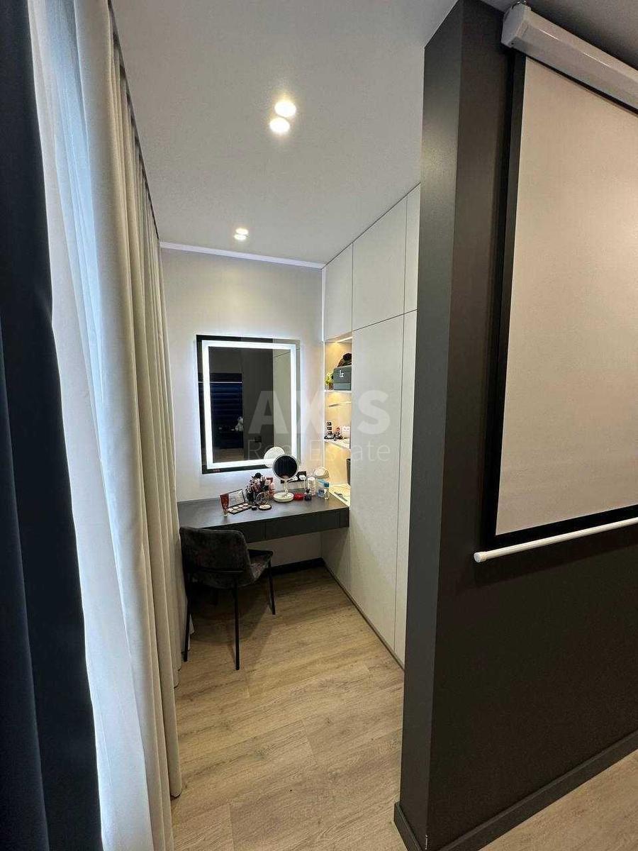 2k apartment nab. Dniprovs'ka 183