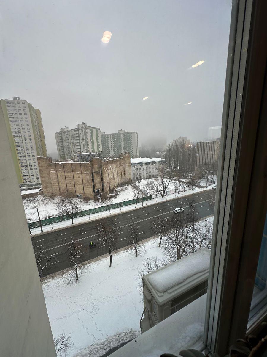 1k apartment vul. Mel'nykova 895803614