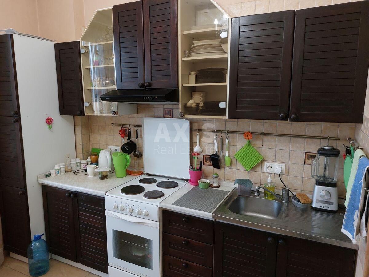 3k apartment vul. Oleny Pchilky 3