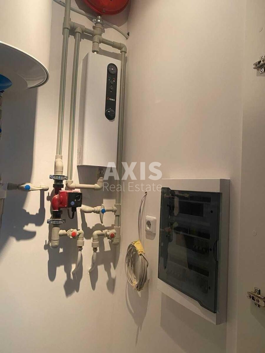 1k apartment vul. Dragomyrova Myhajla 14А13