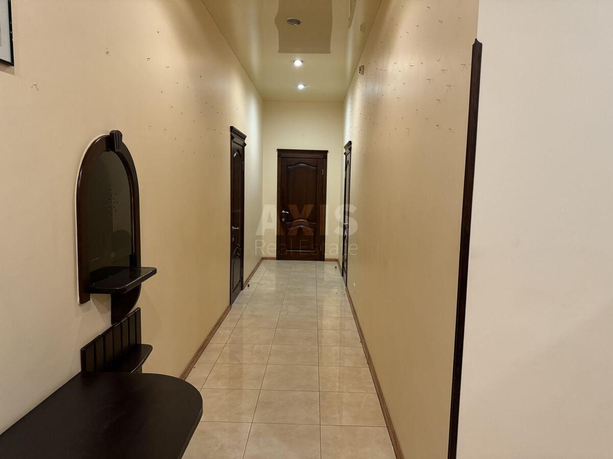 Office vul. Dilova 6, 164m2575853