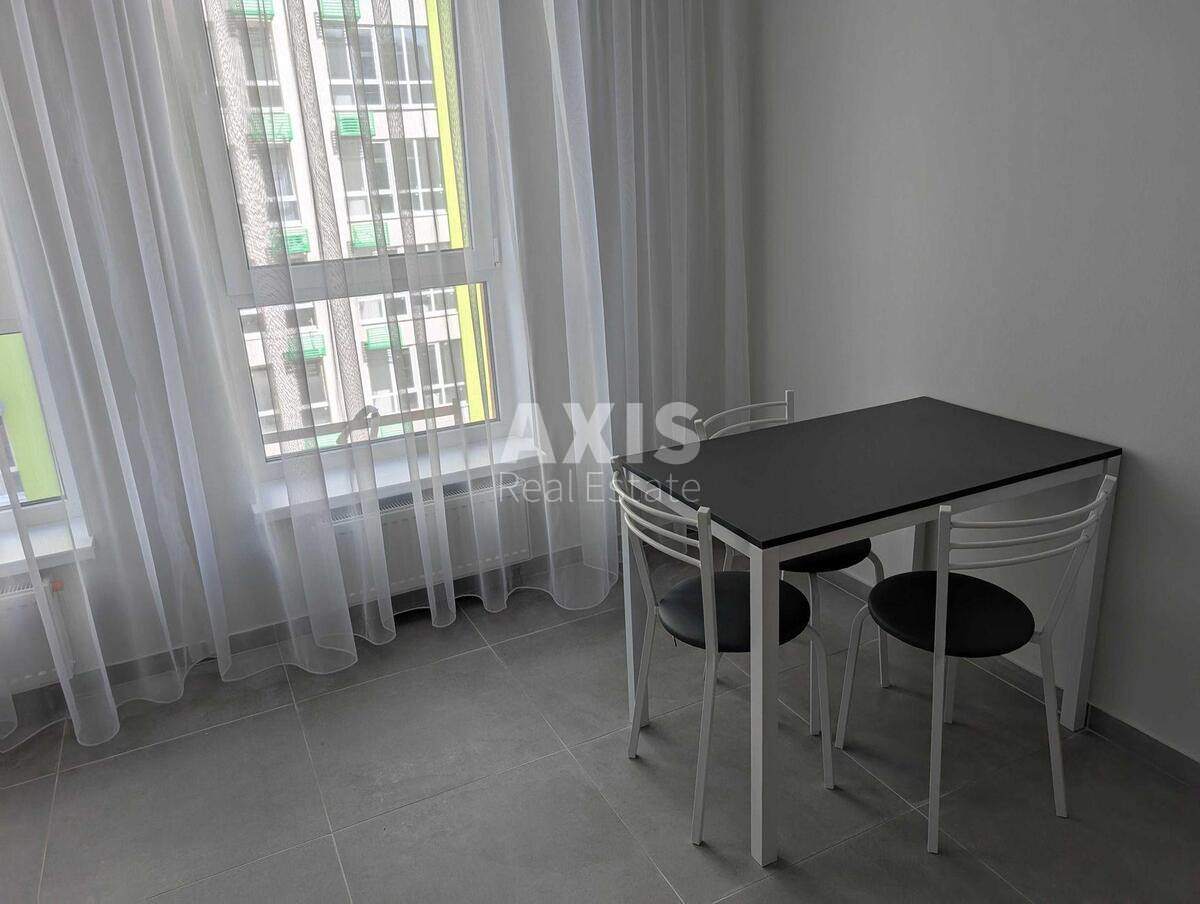 1k apartment pr-t Berestejskij 67559130