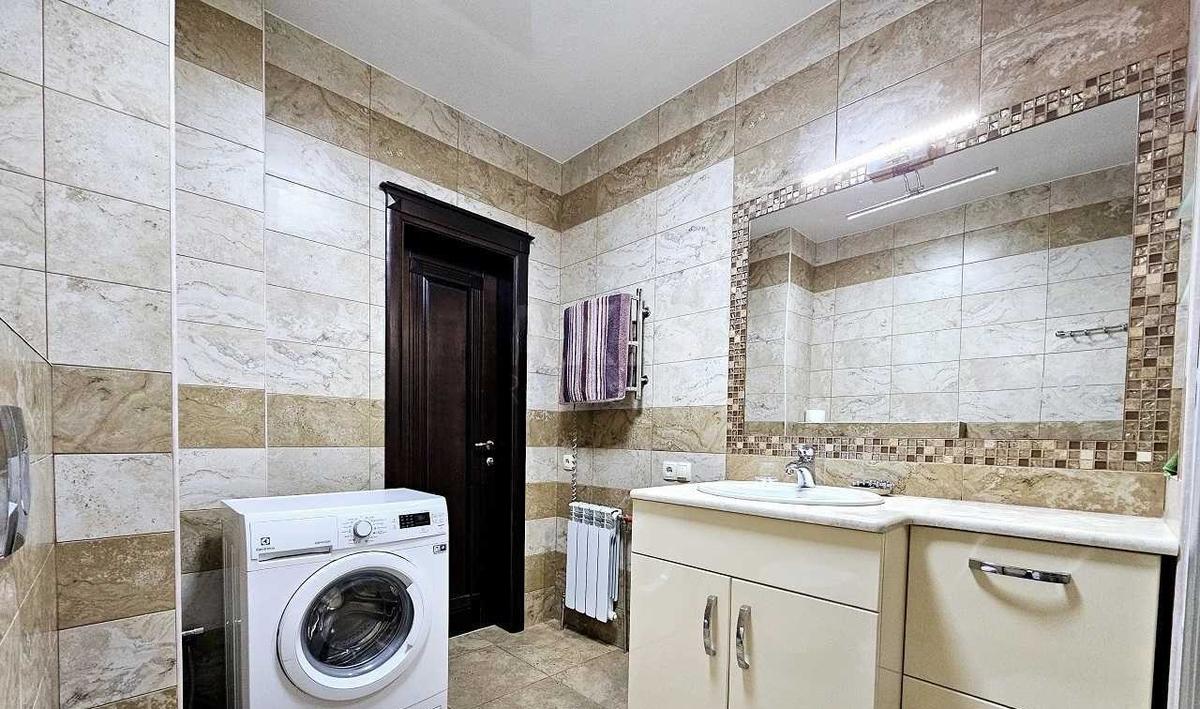 2k apartment vul. Patriarha Mstyslava Skrypnyka 406