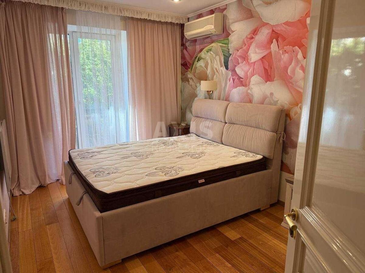 2k apartment vul. Gorodec'kogo Arhitektora 9604155
