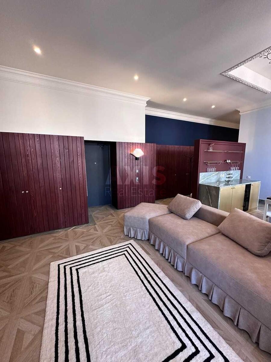 Office vul. Rustaveli Shota 15Б, 135m29