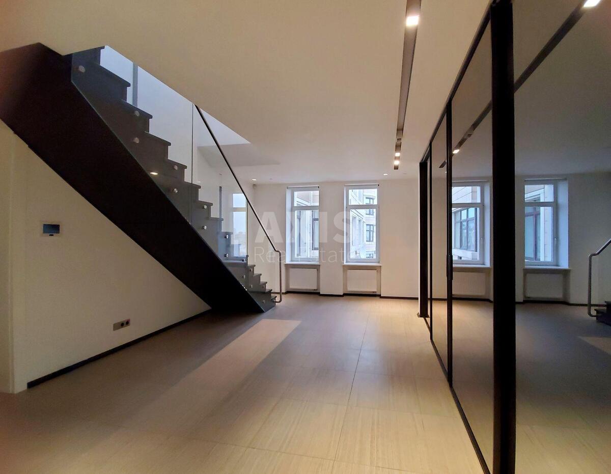 4k apartment vul. Kruglouniversytets'ka 3/55060212