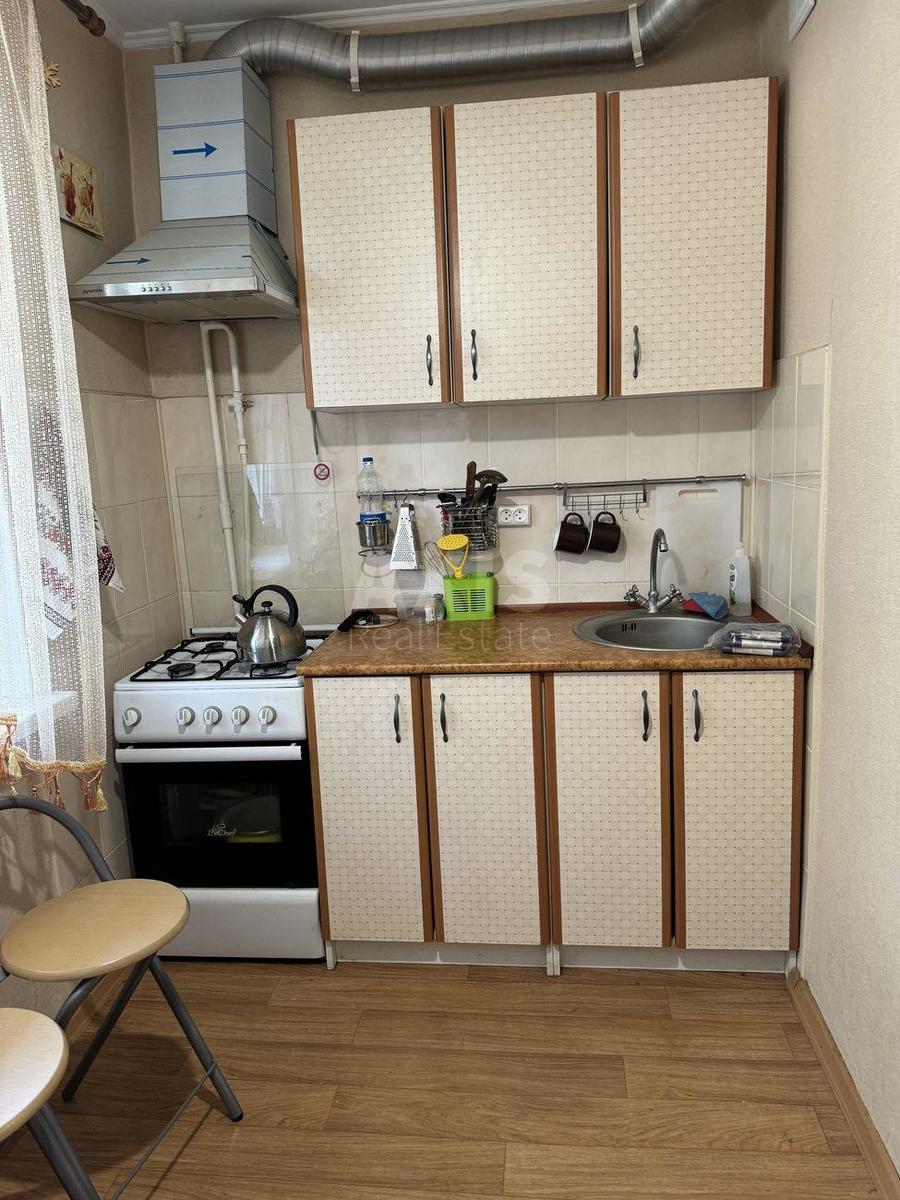 1k apartment pr-t Rokossovs'kogo Marshala 104