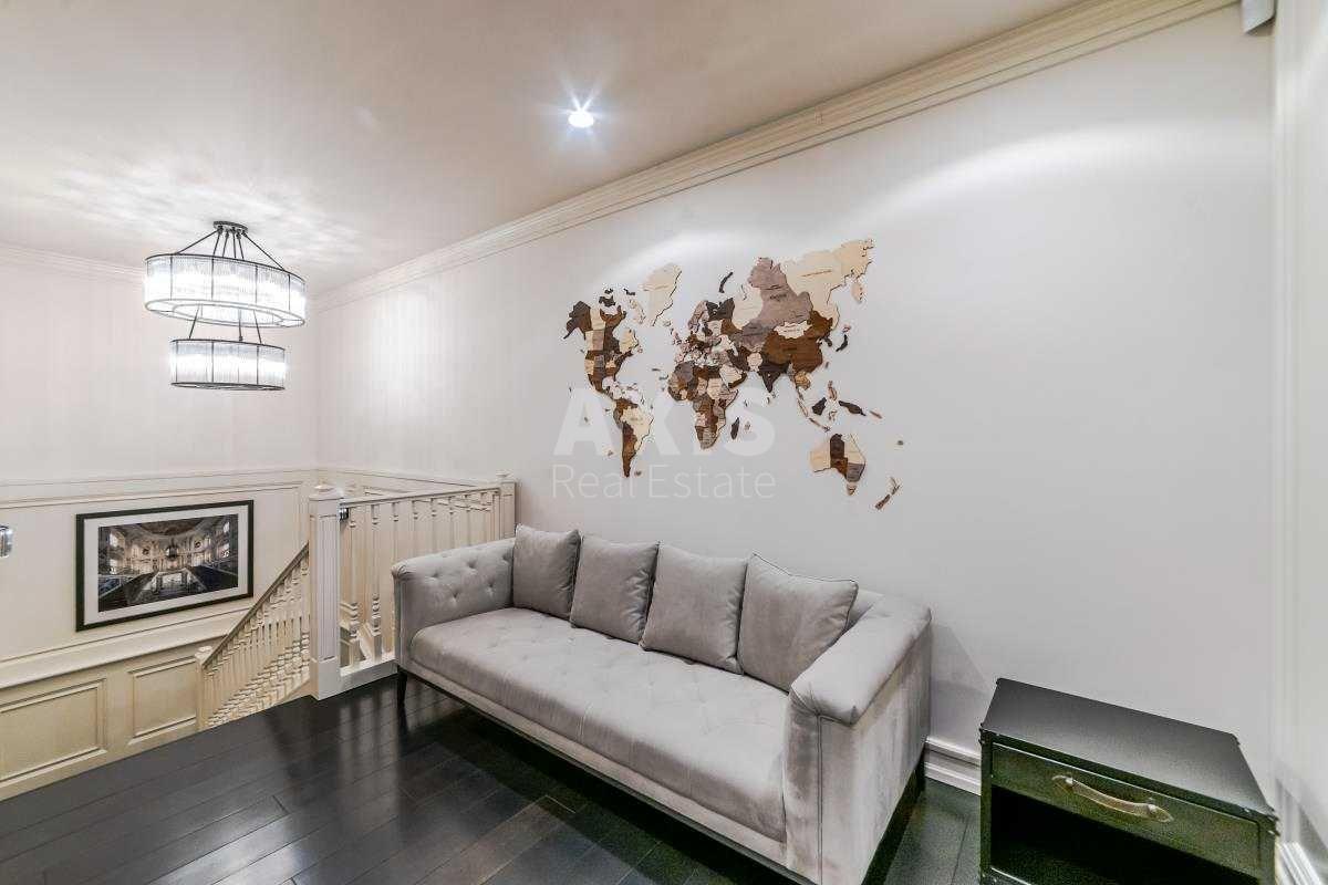5k apartment vul. Dragomyrova Myhajla 1811