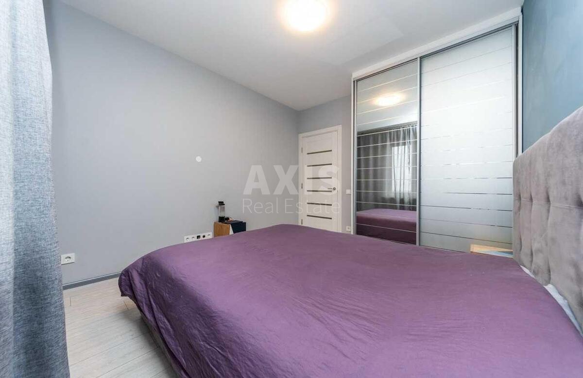 4k apartment vul. Myloslavs'ka 2600864