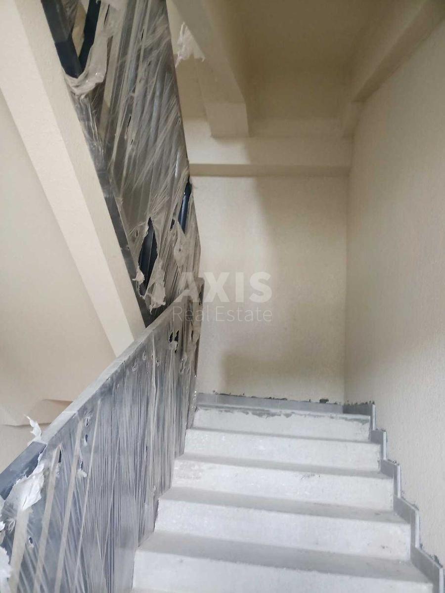 1k apartment vul. Avtozavods'ka 72Б12