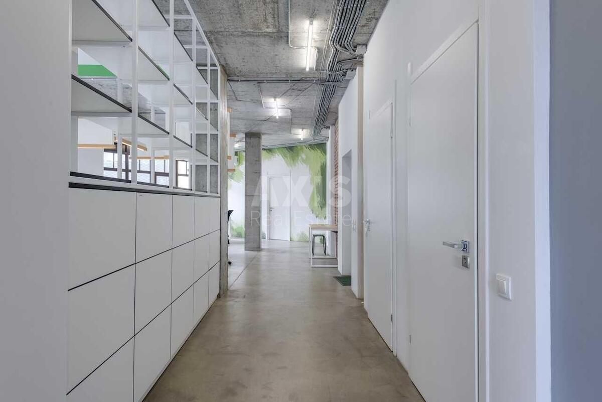 Office vul. Vozdvyzhens'ka 51А, 650m2568829