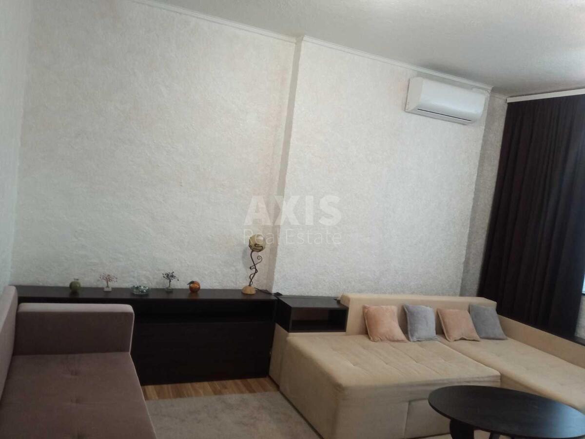 1k apartment shose Harkivs'ke 15А1