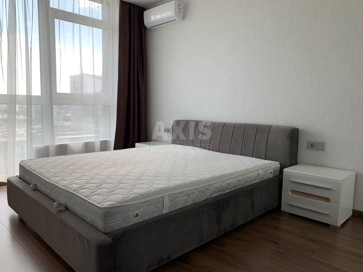 2к квартира ул. Предславинская 401