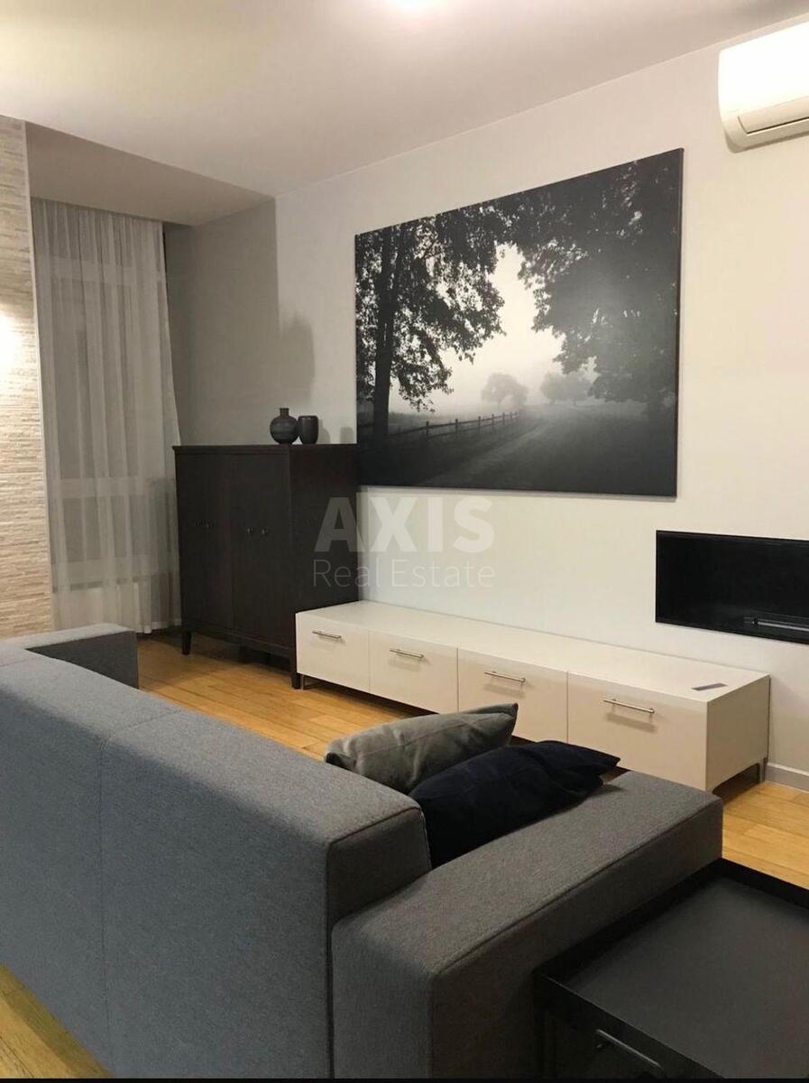 3k apartment vul. Jevgena Konoval'cja 32Г606053