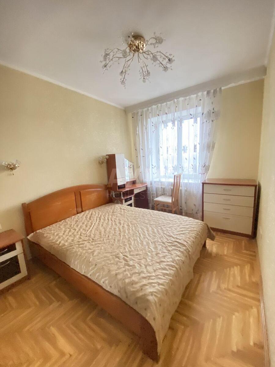 3k apartment vul. Ushakova Mykoly 34А563558