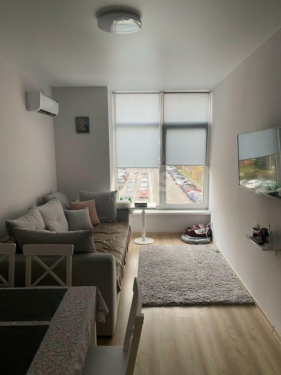 1k apartment vul. Myhajla Maksymovycha 24