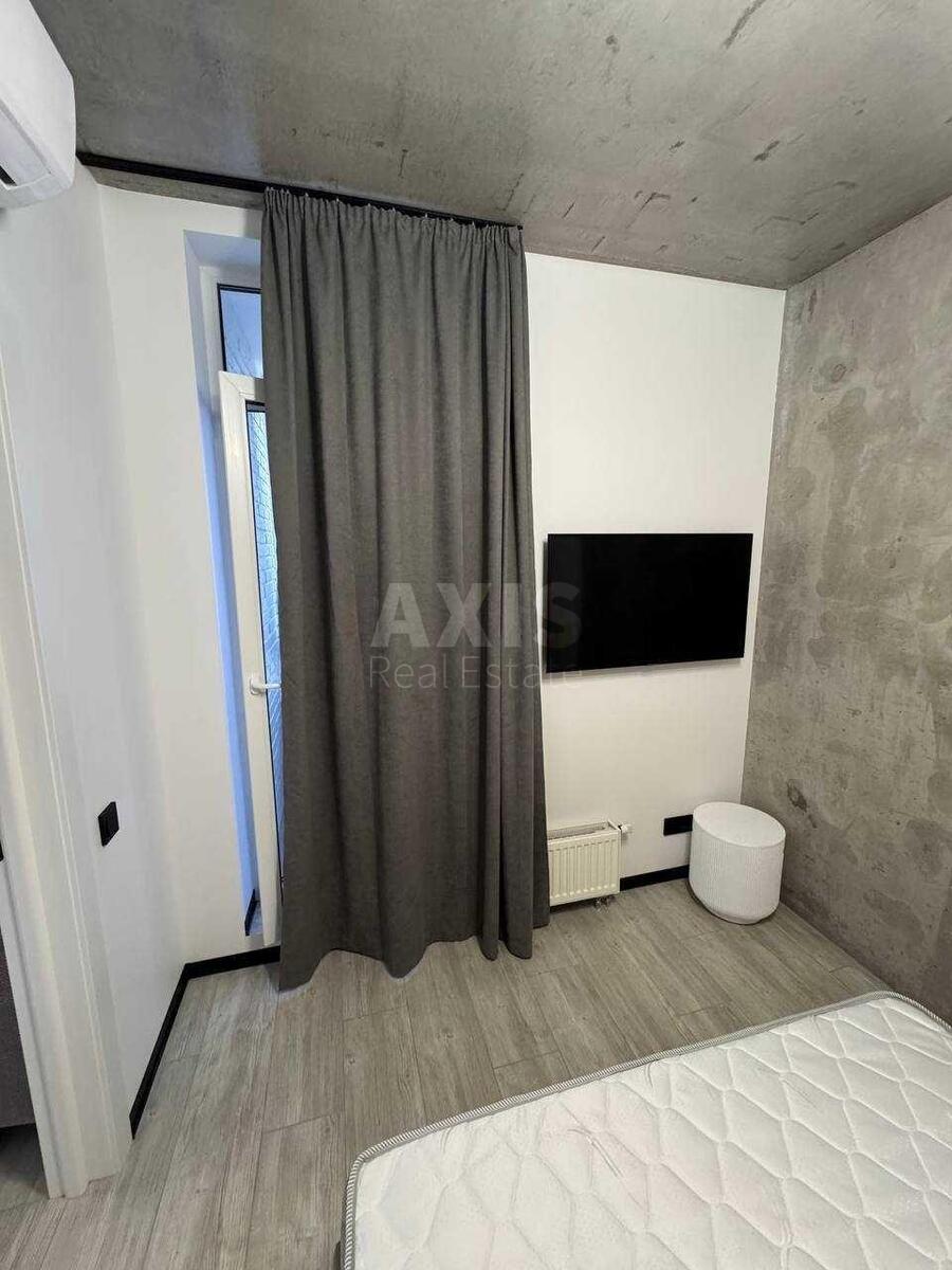 1k apartment vul. Saljutna 2Б564641