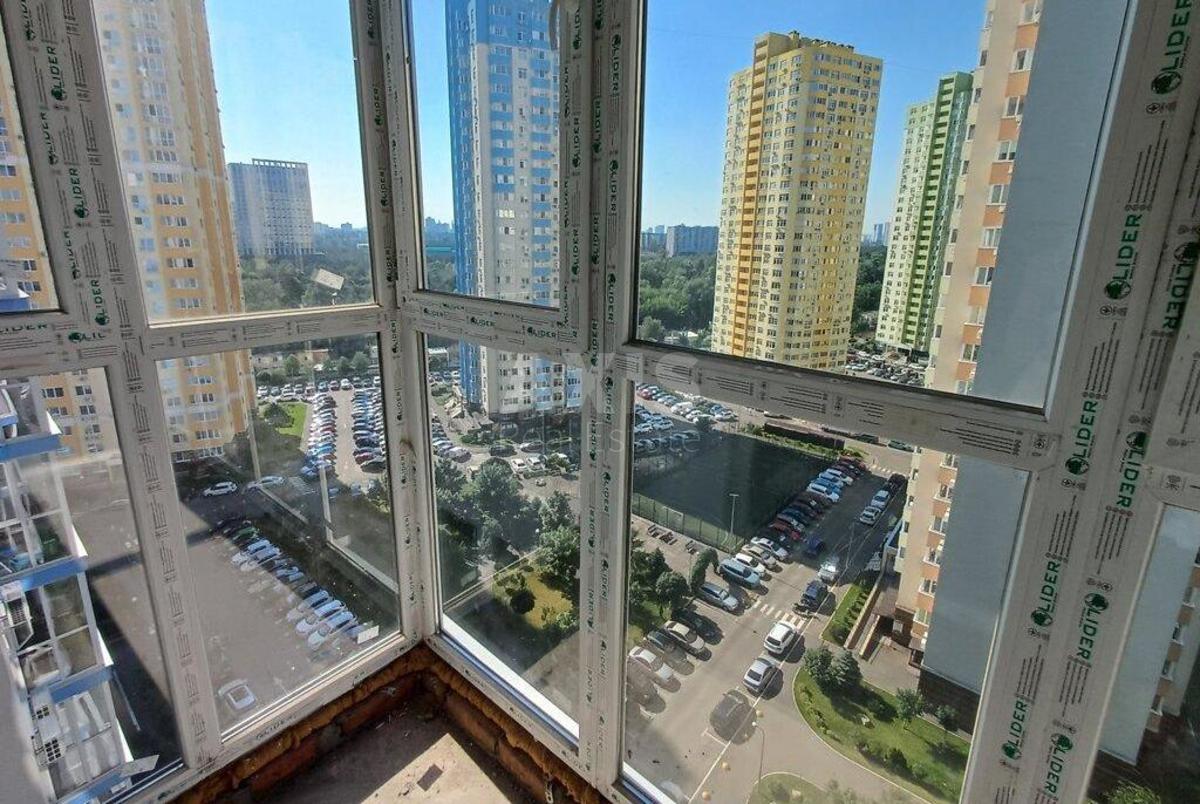 1k apartment vul. Voskresens'ka 18А0