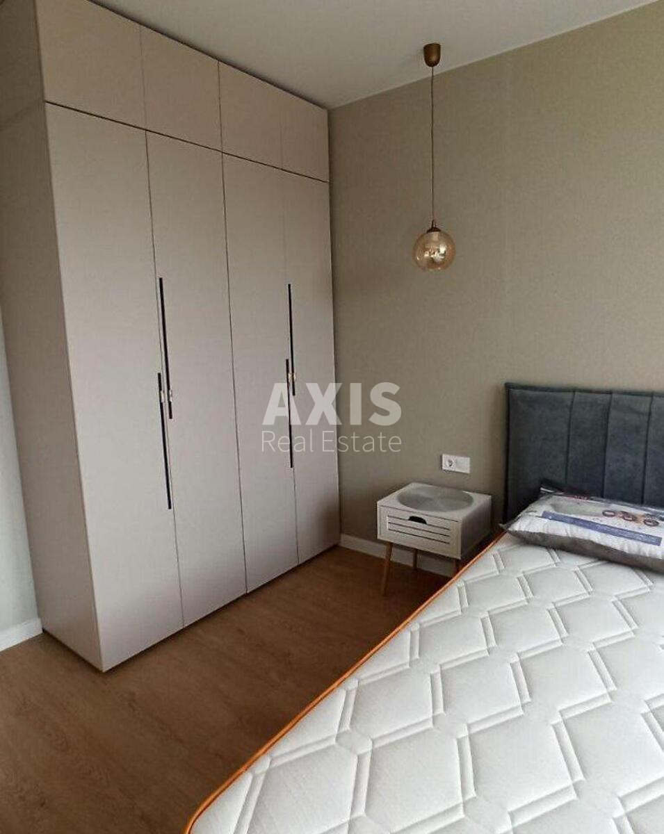 1k apartment vul. Rodyny Kristeriv 16580905