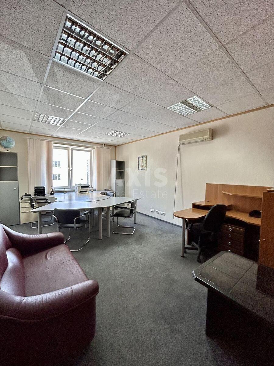 Office vul. Vasylivs'ka 18, 100m2567032