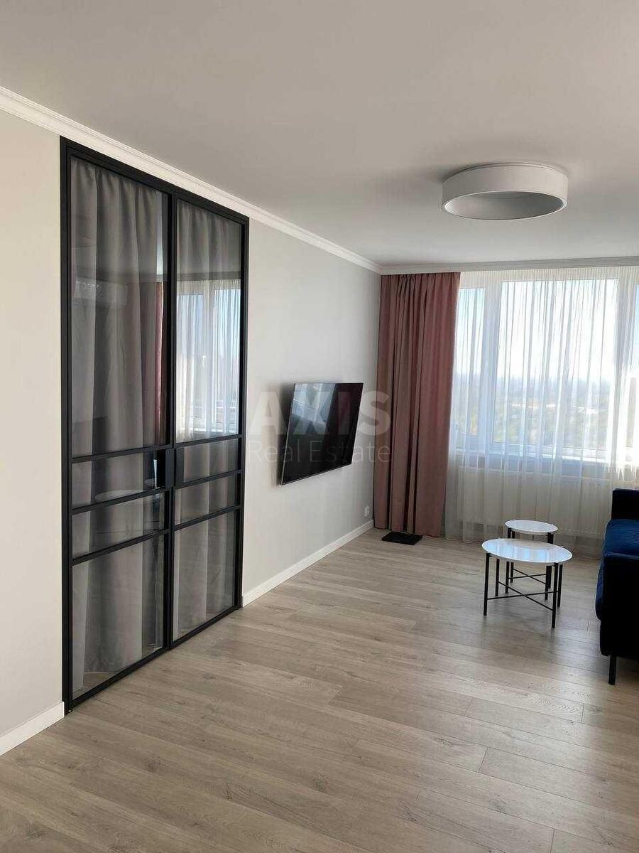 2k apartment vul. Krushel'nyc'koi' Solomii' 151