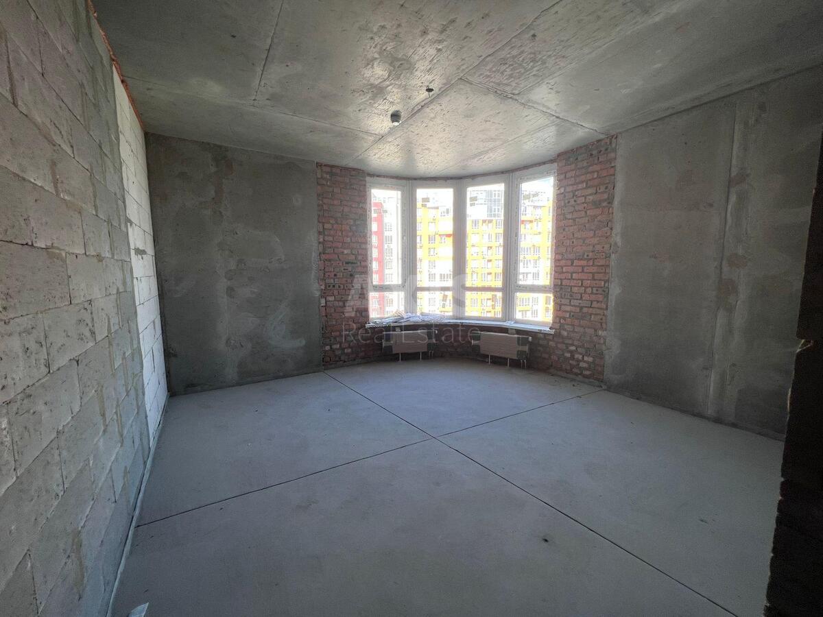 3k apartment vul. Kahovs'ka 561