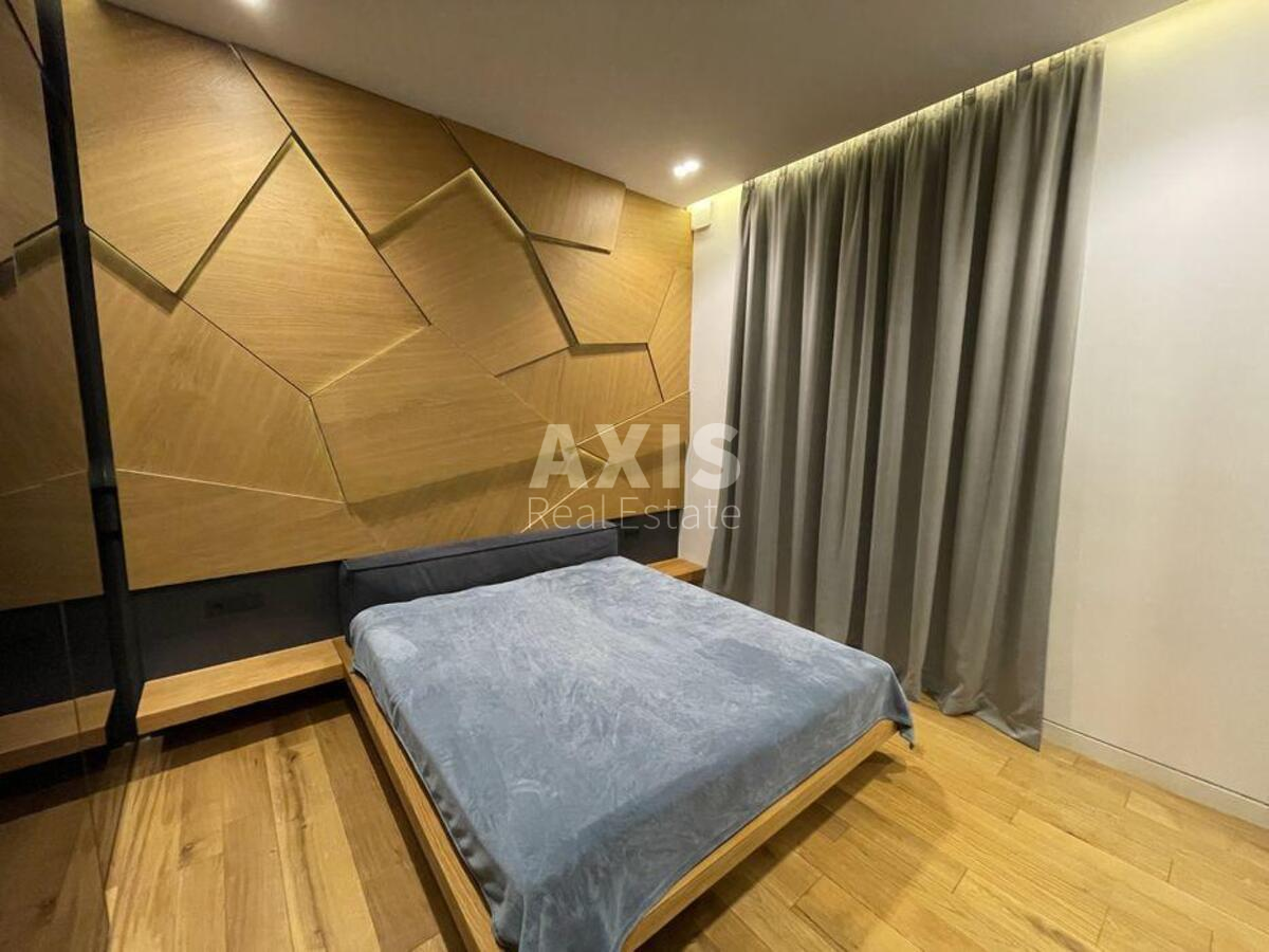 2k apartment vul. Ljuterans'ka 7/106