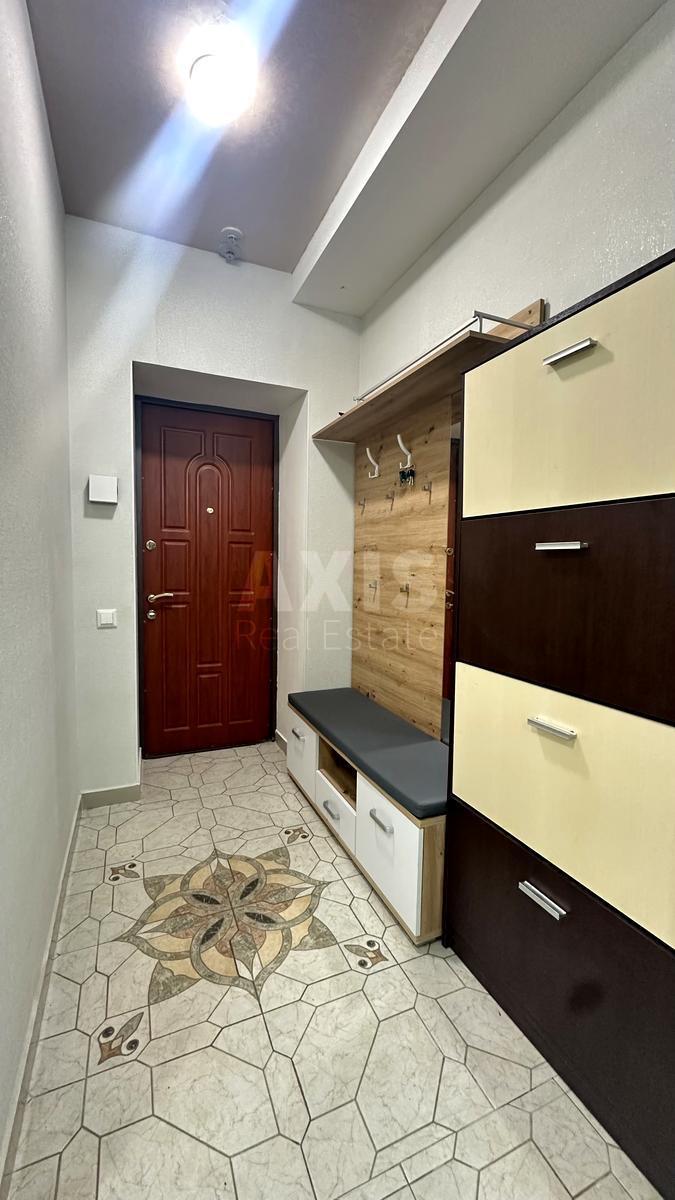 4k apartment vul. Yulia Zdanovska 52/36263721