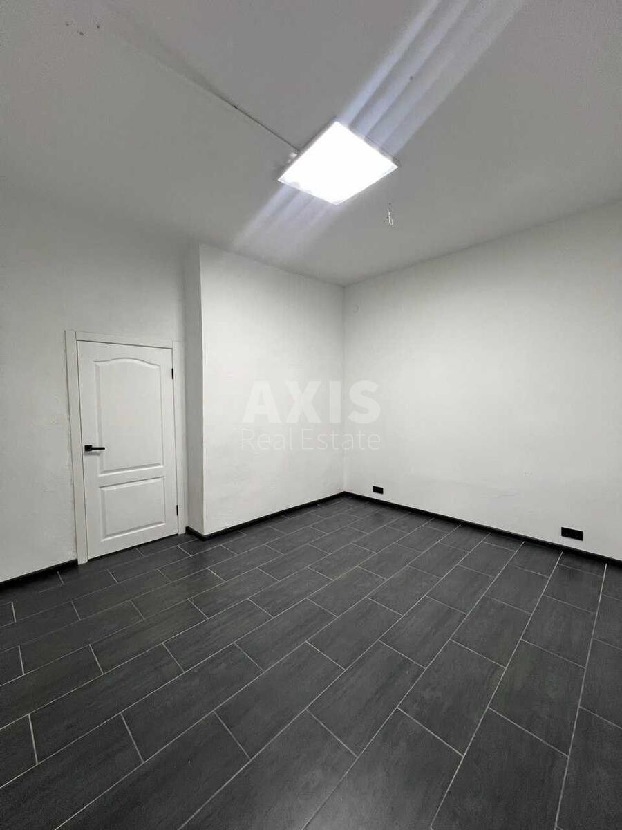 Trade object vul. Kyrylivs'ka 118/2, 110m2581143