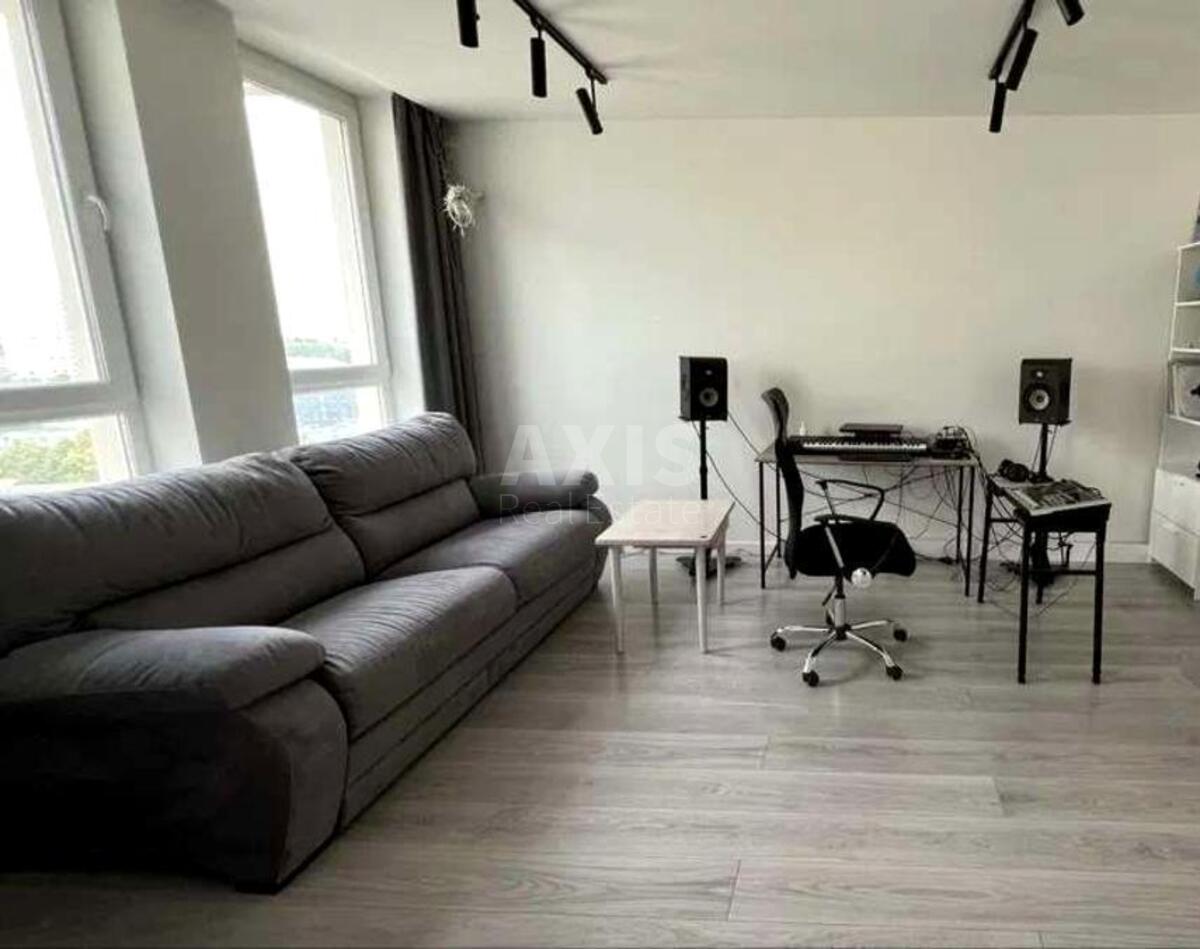 3k apartment pr-t Berestejskij 67616342