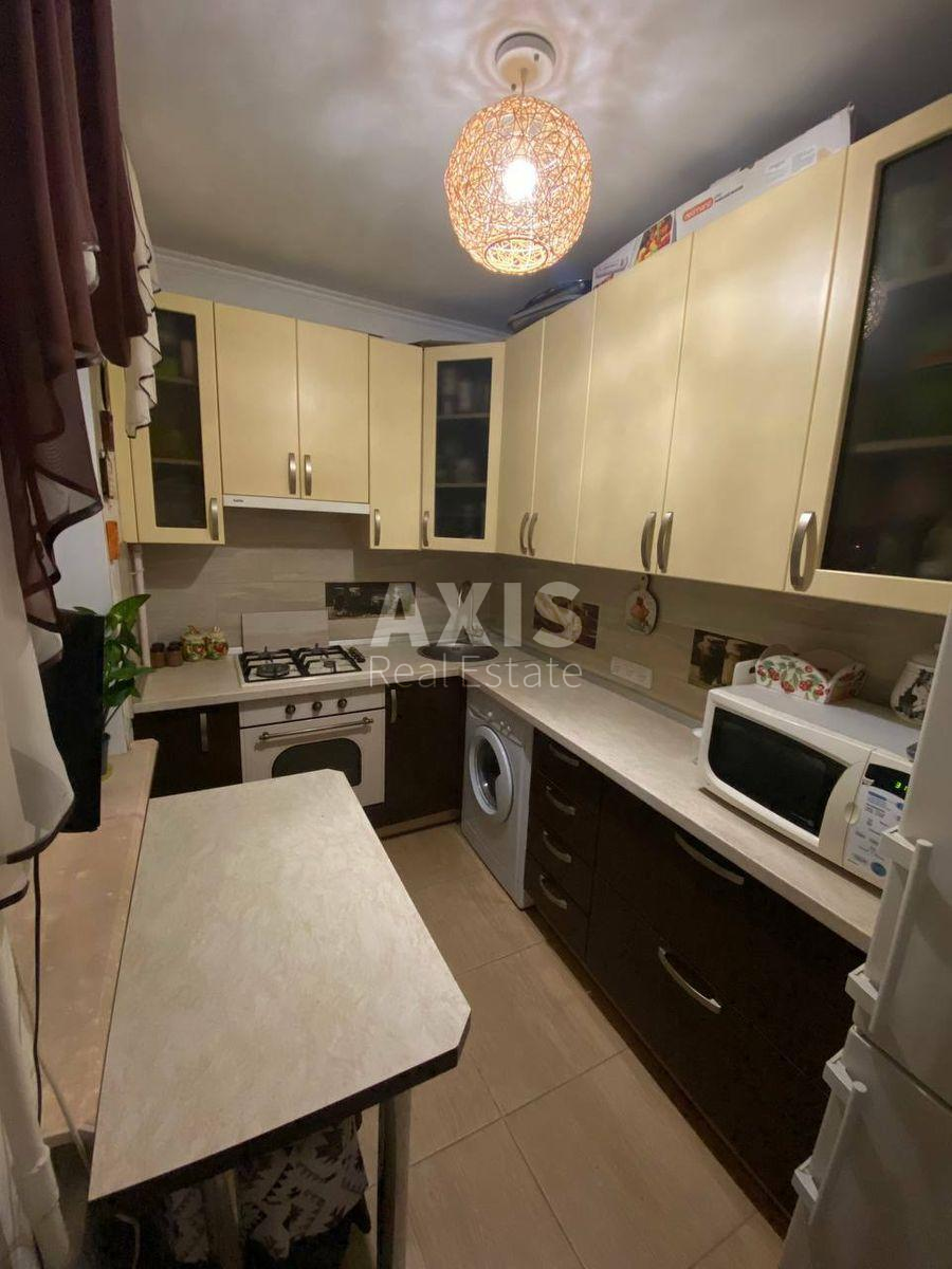 2k apartment vul. Baggovutivs'ka 17
