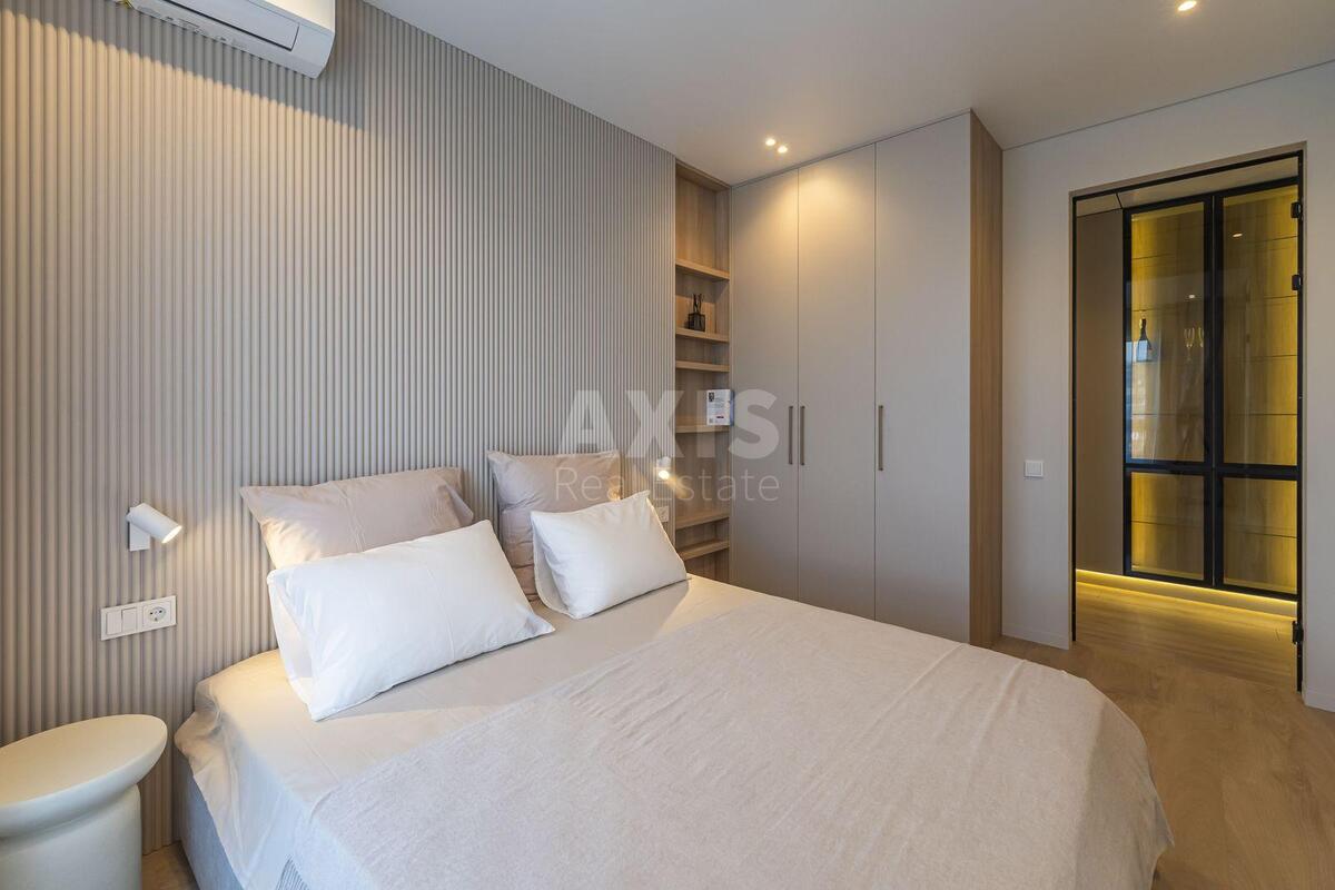 3k apartment prov. Uzhgorods'kyj 4/1576088