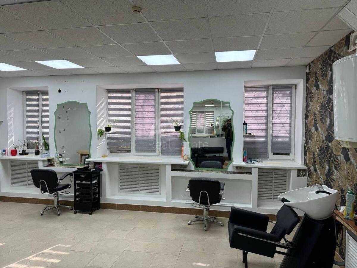 Trade object prov. Starokyi'vs'kyj 1/3, 60m2635863