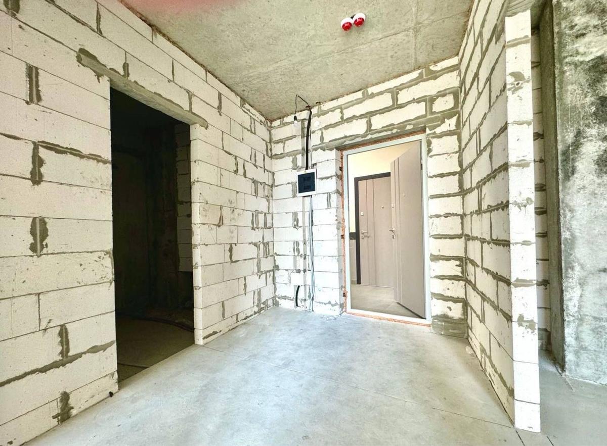 1k apartment nab. Dniprovs'ka 155