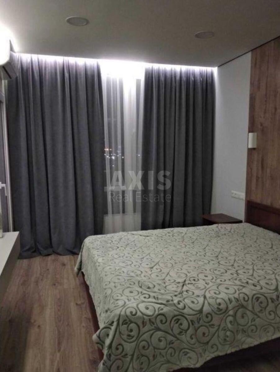 2k apartment nab. Dniprovs'ka 18627142
