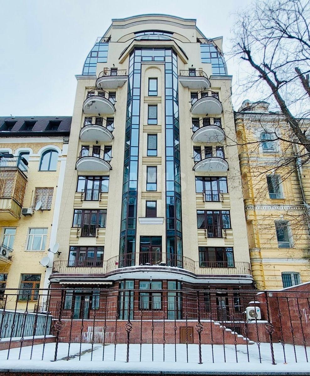 Office vul. Rustaveli Shota 11, 75m2
