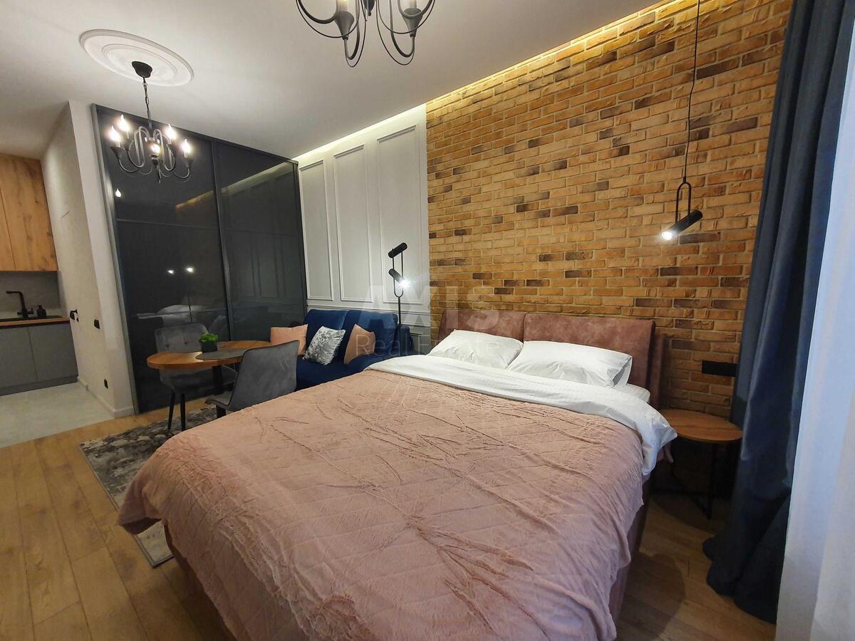 1k apartment vul. Bul'varno-Kudrjavs'ka 171