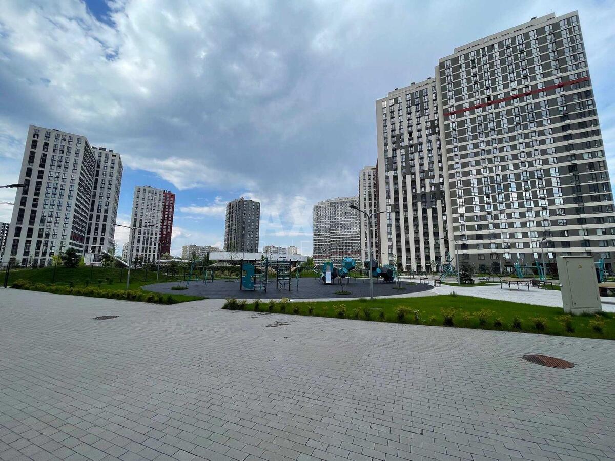 Объект торговли ул. Александра Олеся 8А, 132м2590829