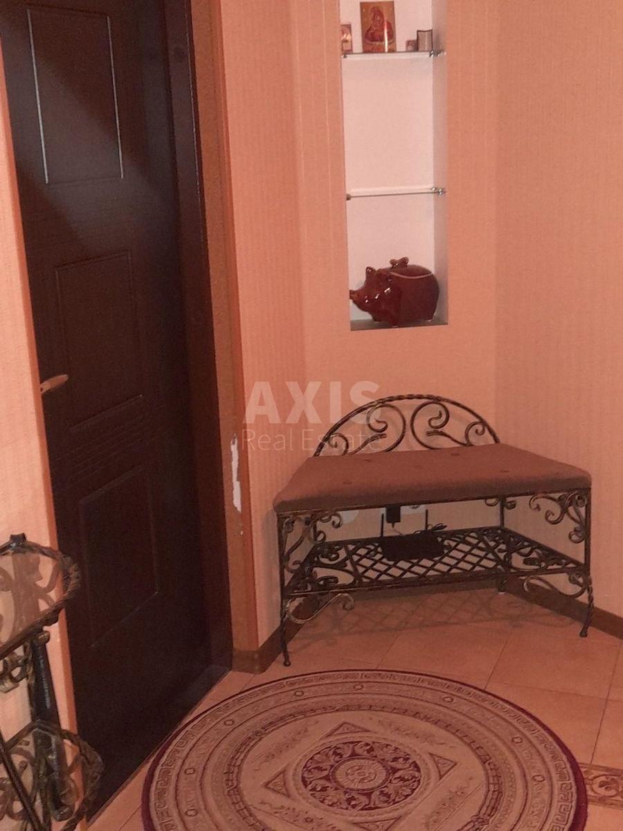 2k apartment vul. Urlivs'ka 346