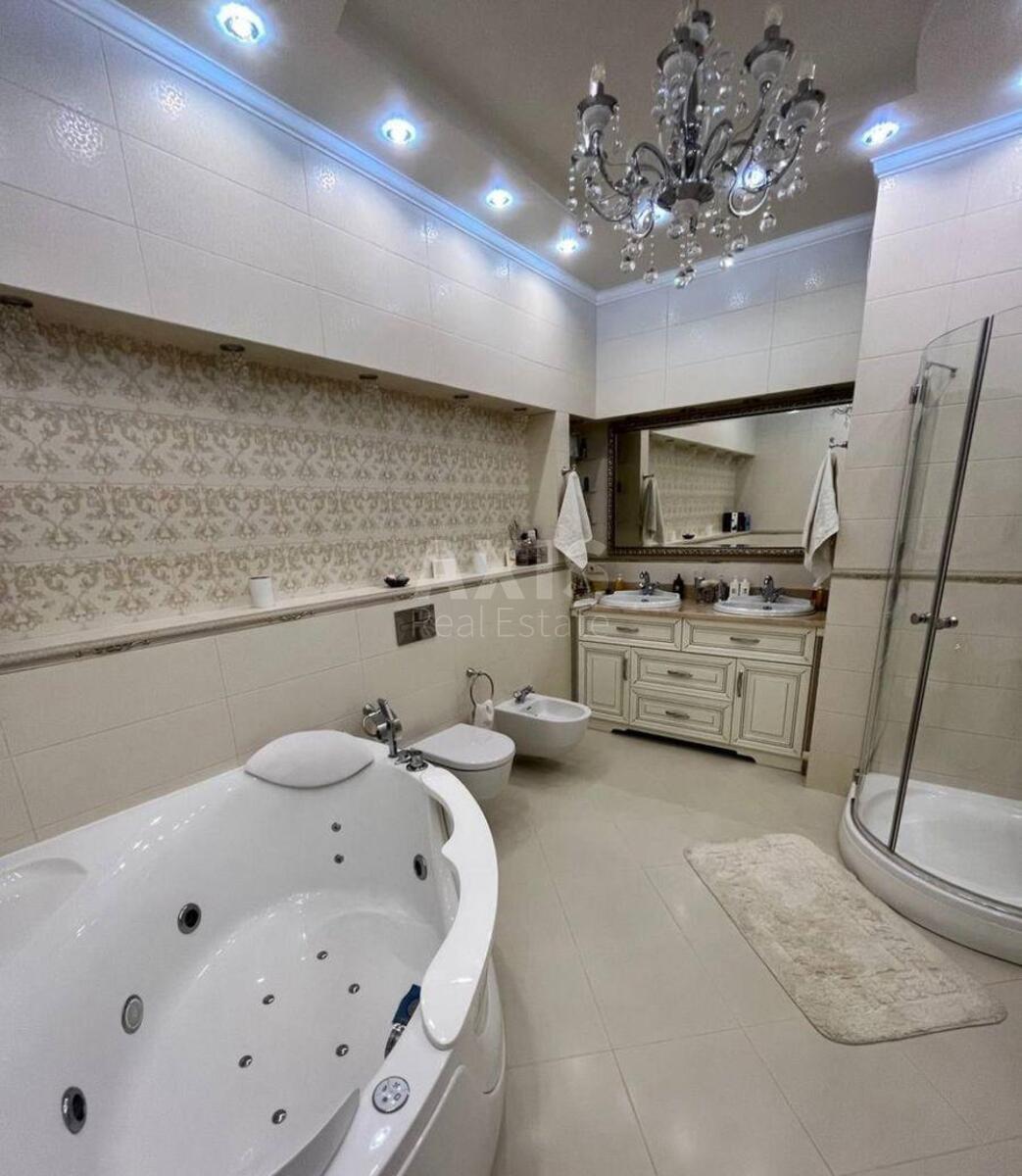 4к квартира ул. Болсуновская 28