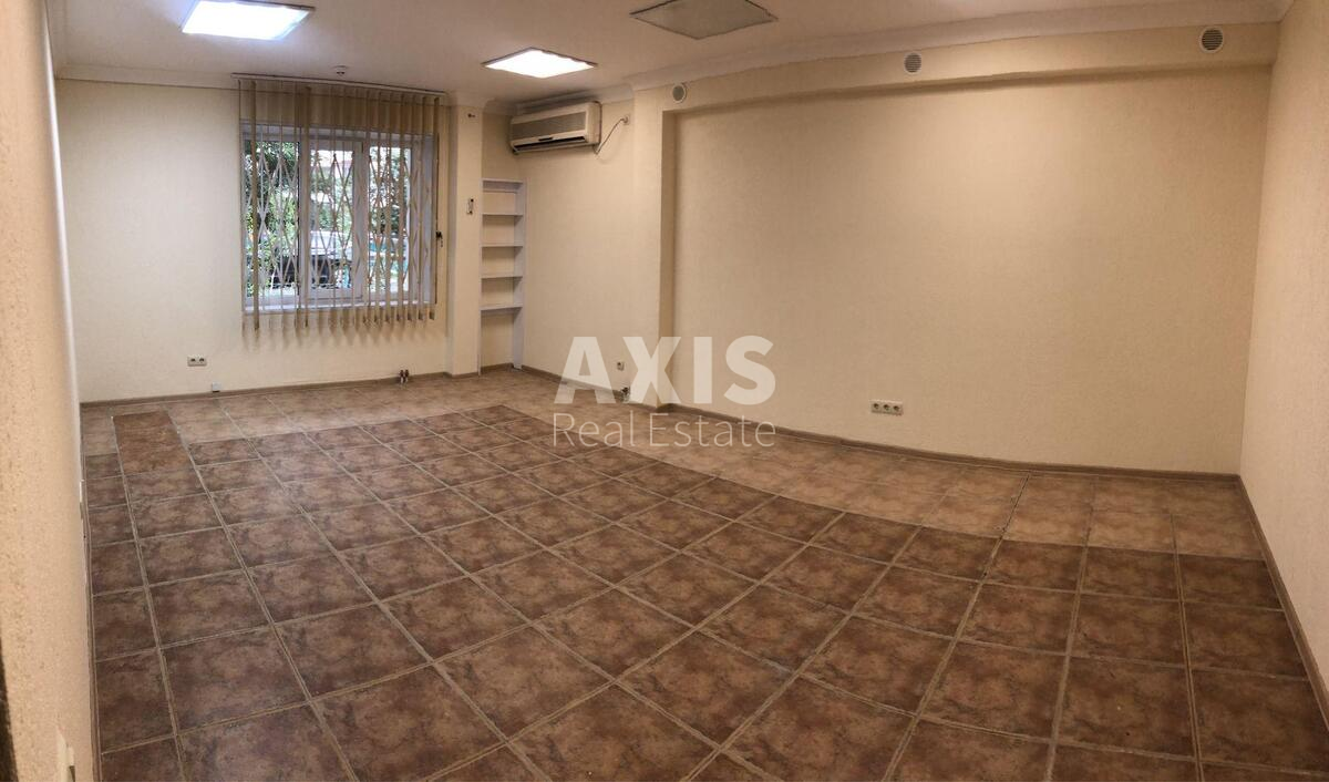 Объект торговли ул. Левка Лукьяненко 13А, 125м2602910