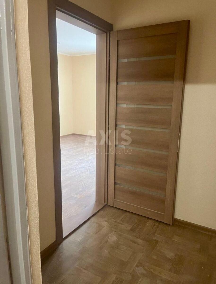 2k apartment vul. Konopljans'ka 228