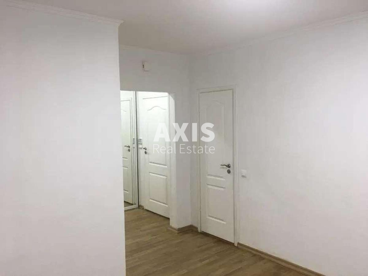 Офіс вул. Гмирі Бориса 13, 120м225422