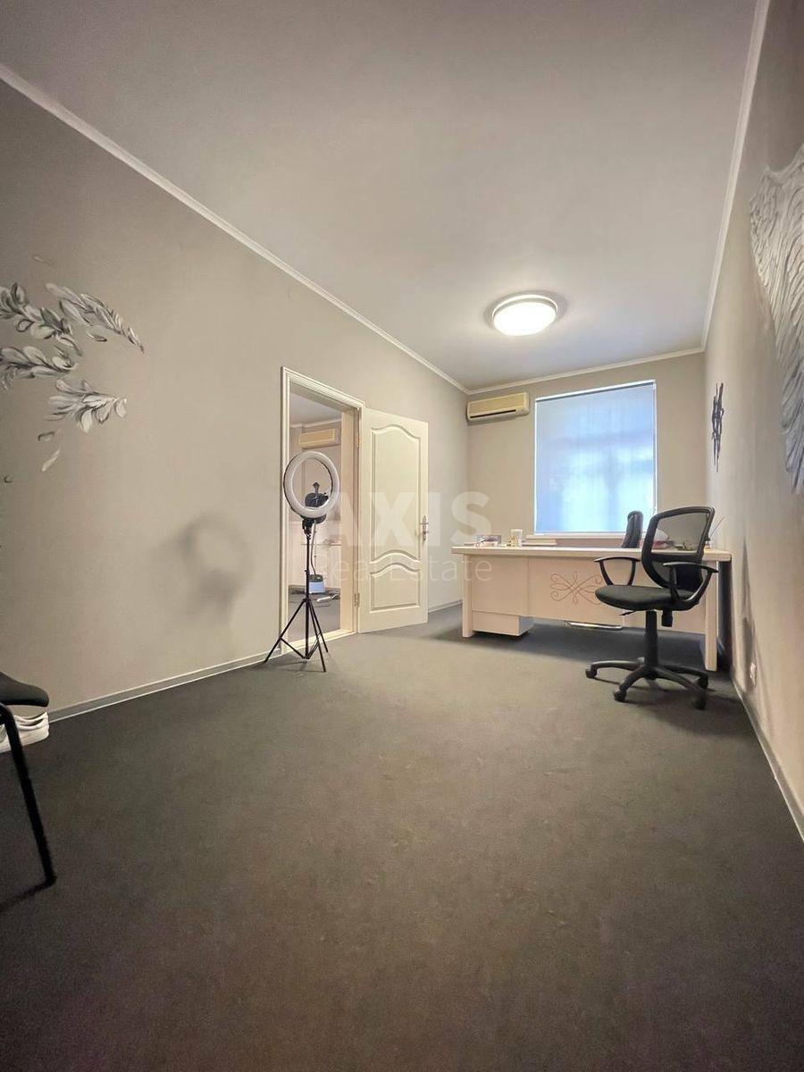 2k apartment vul. Sokal's'ka 10