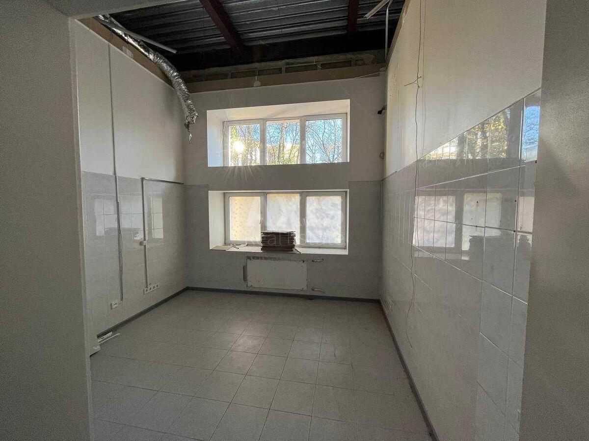 Service object vul. Zoologichna 3Д, 400m29