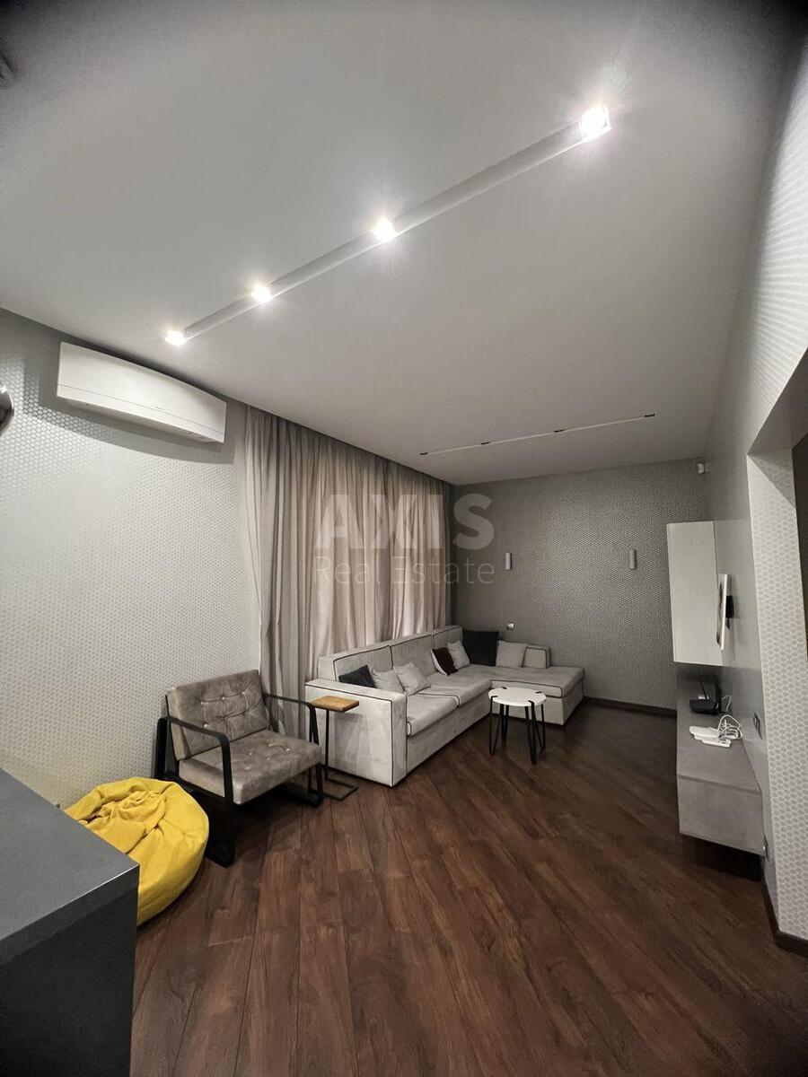2k apartment vul. Shmidta Otto 14А596182