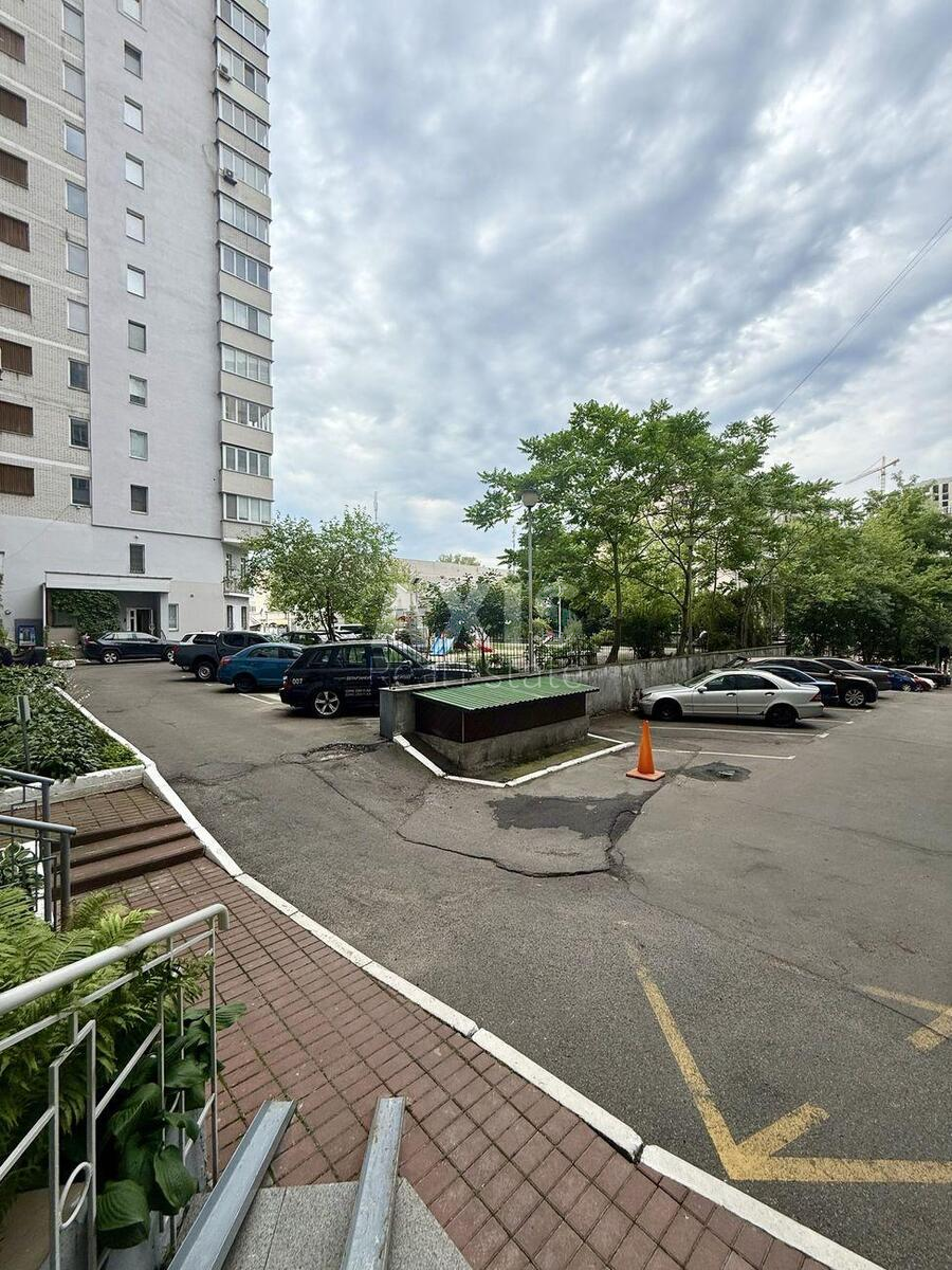 3k apartment vul. Tvers'ka 4572139