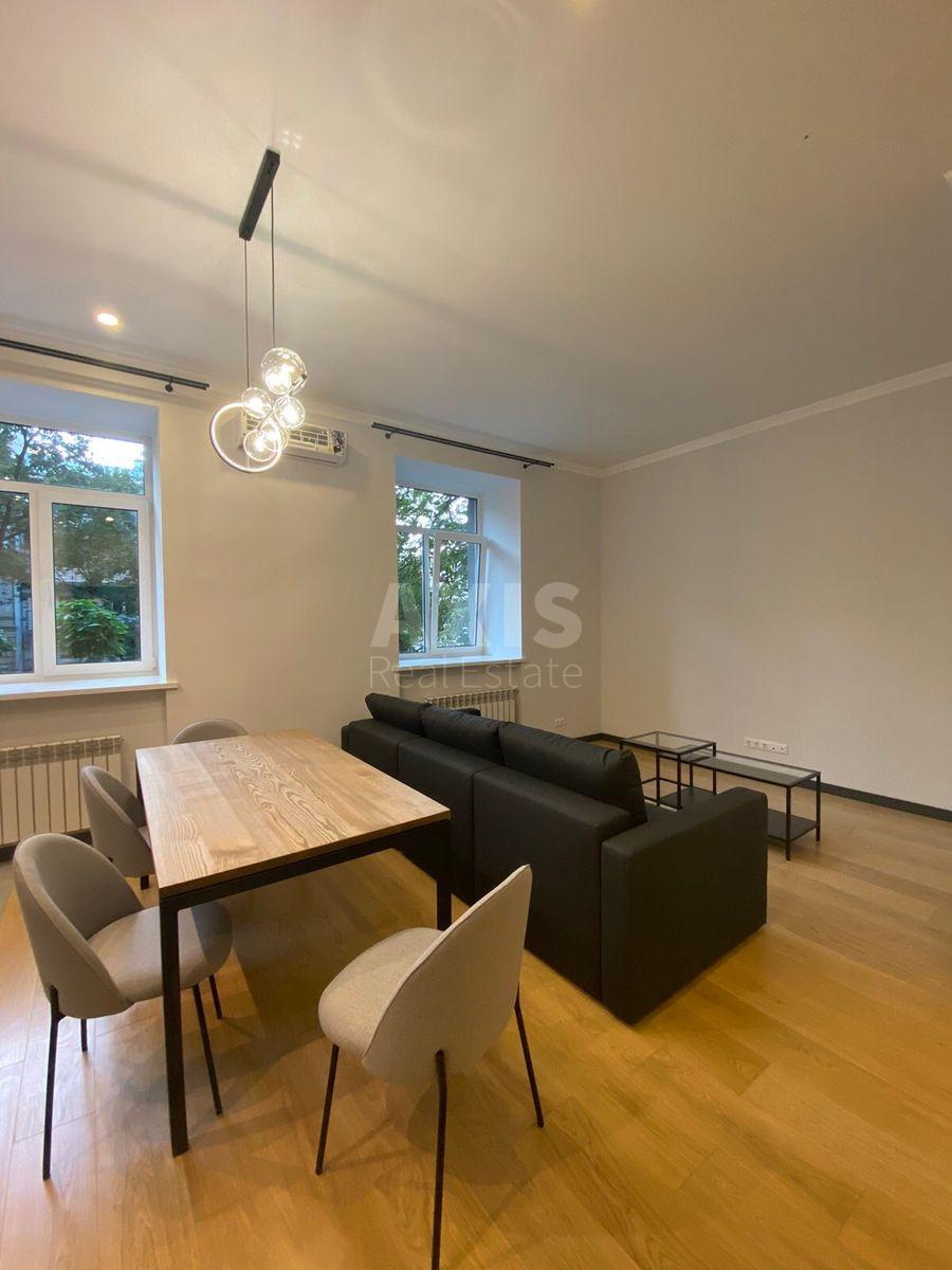 2k apartment vul. Bul'varno-Kudrjavs'ka 17