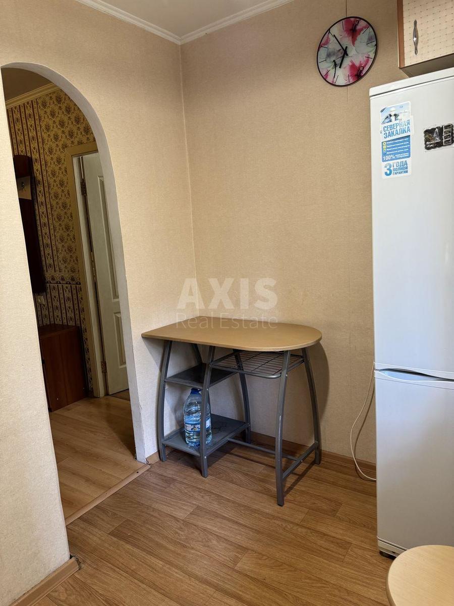 1k apartment pr-t Rokossovs'kogo Marshala 105